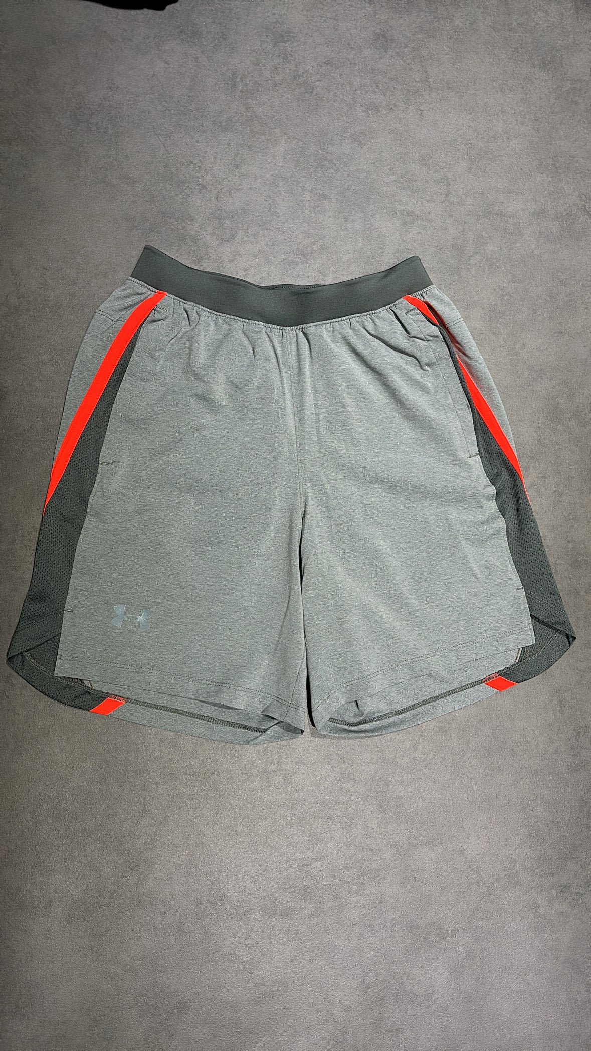 UNDER ARMOUR SHORTS GREY/ORANGE