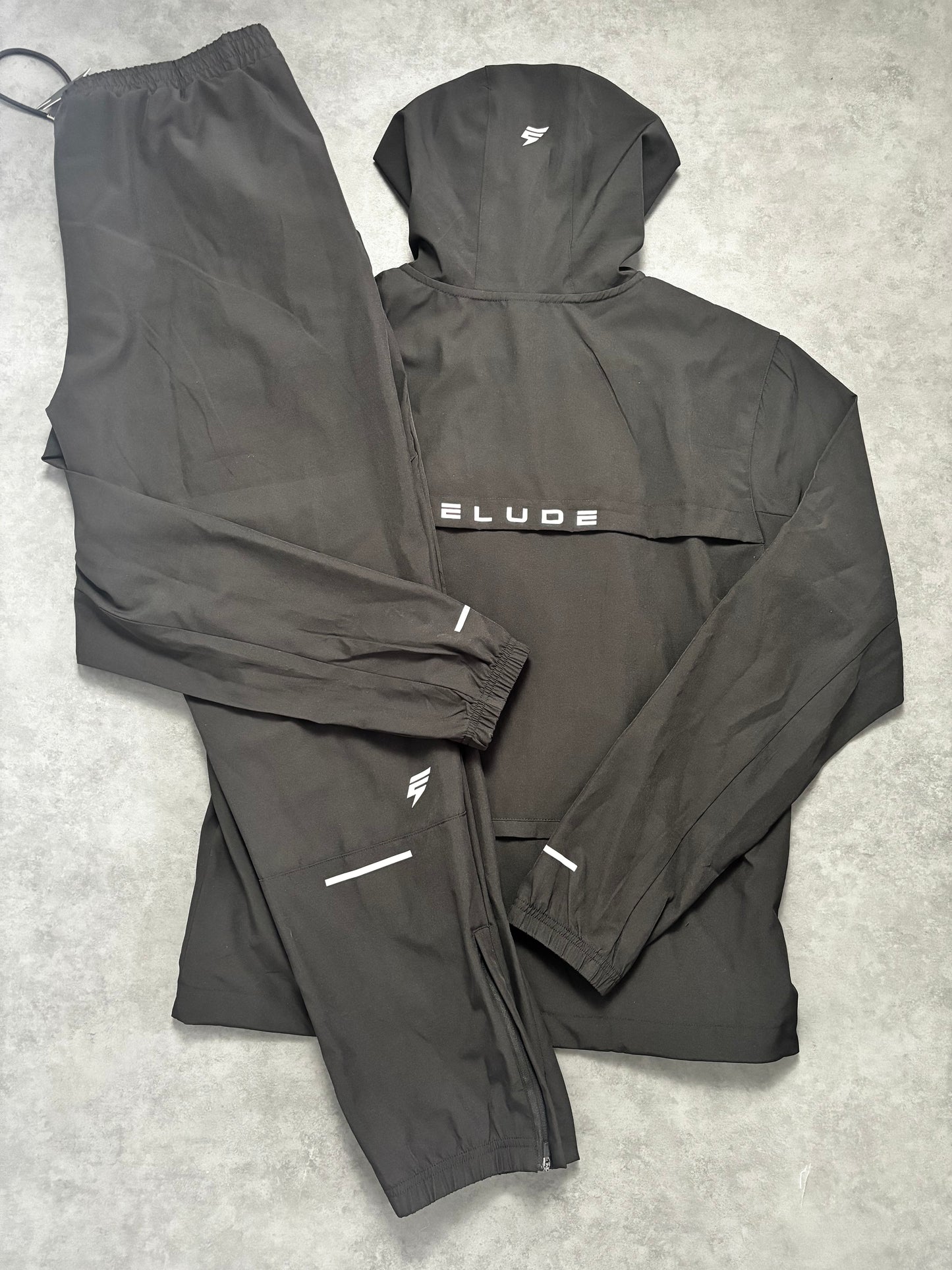 ELUDE TRACK TRACKSUIT- BLACK